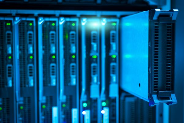 Optimisez votre budget avec la maintenance durable des data centers